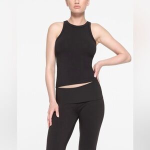 NWT Skims (M) High Neck Cotton Jersey Tank Soot Black
*SOLD OUT